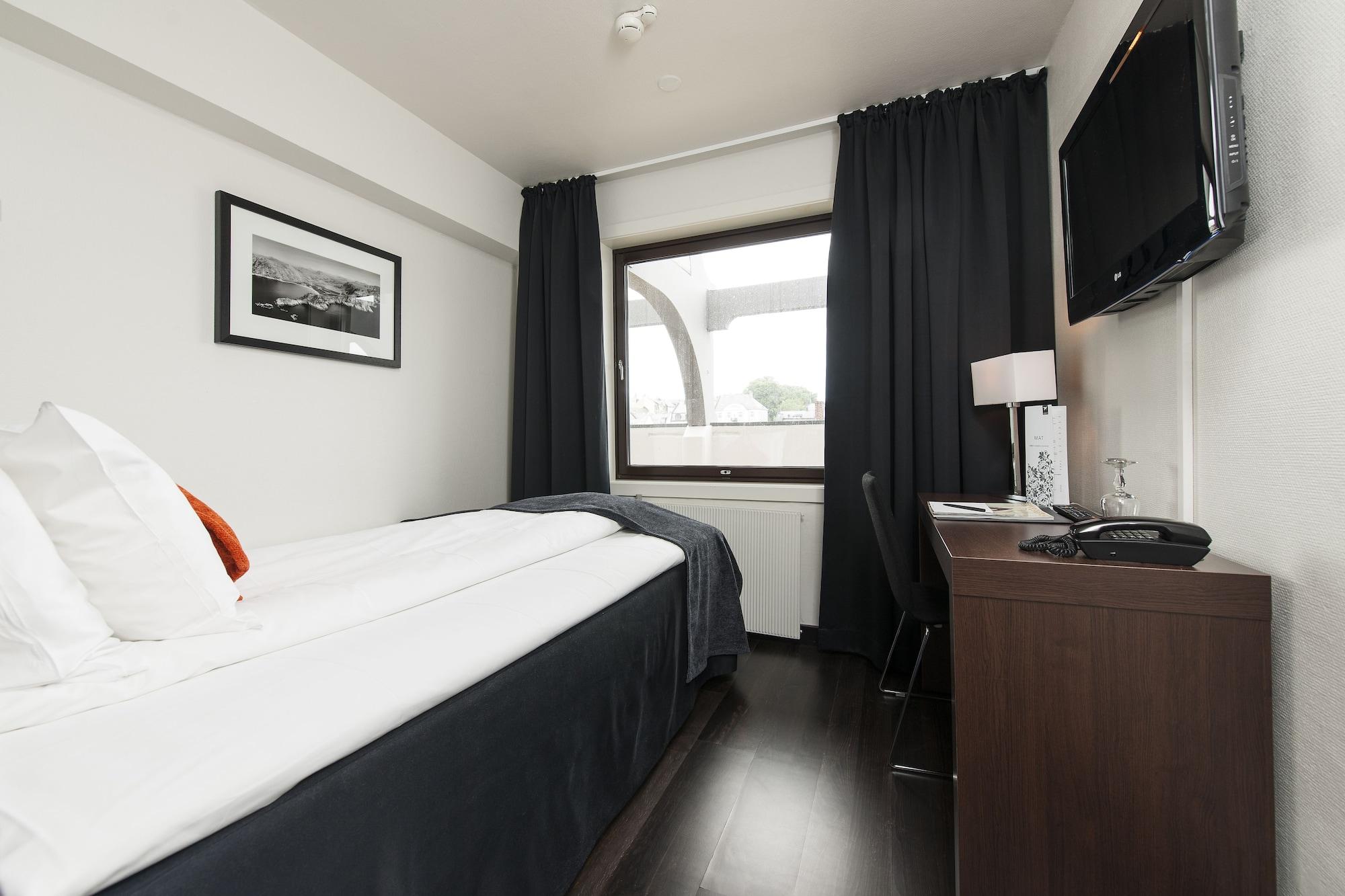 Four Monkeys Hotel Олесун Екстериор снимка