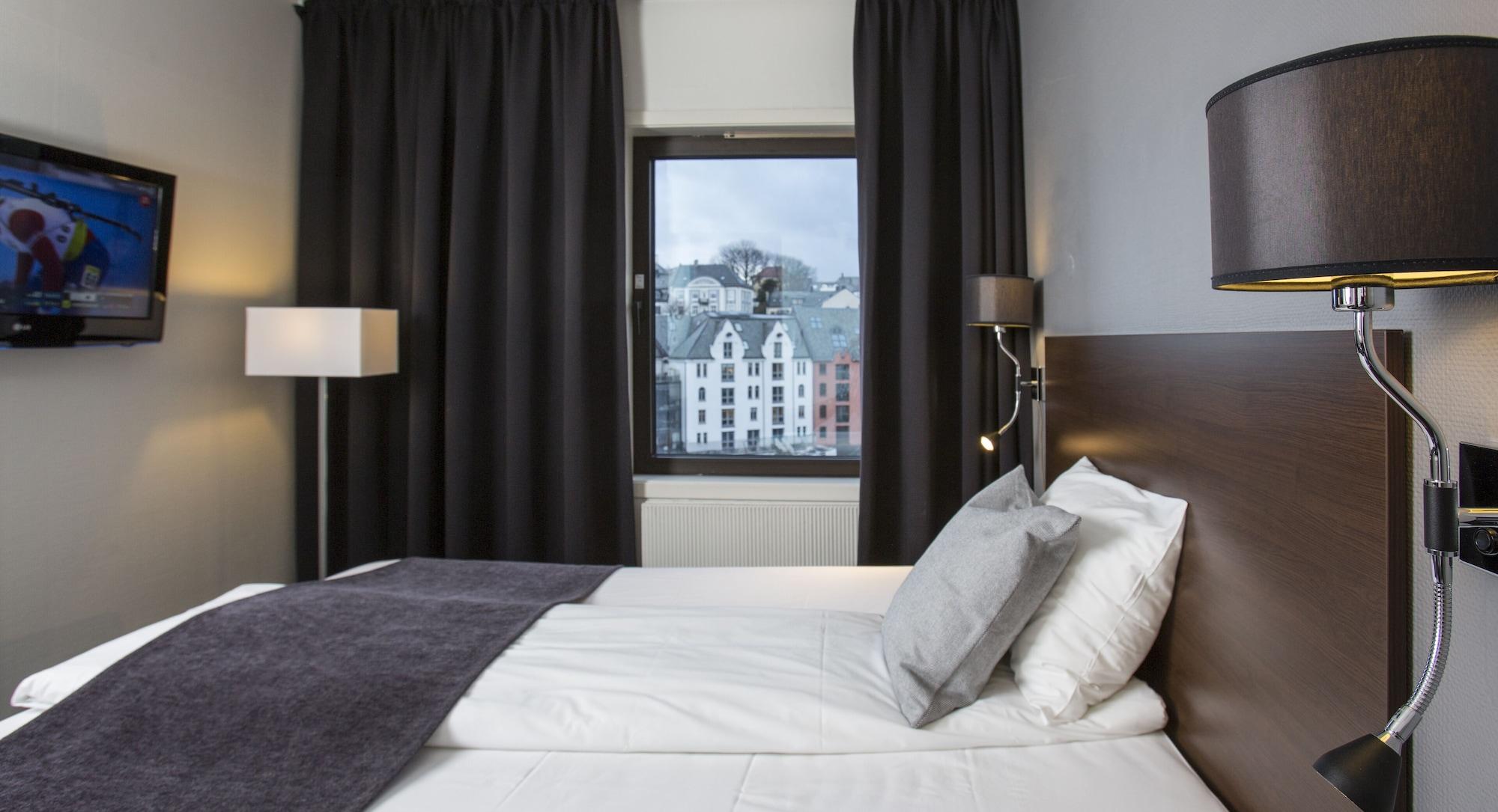 Four Monkeys Hotel Олесун Екстериор снимка