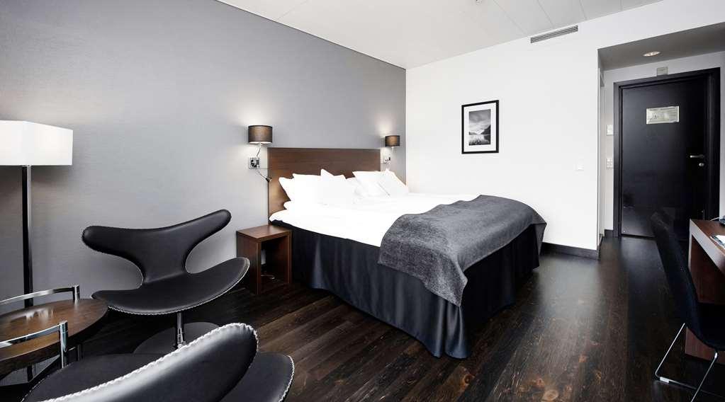 Four Monkeys Hotel Олесун Стая снимка