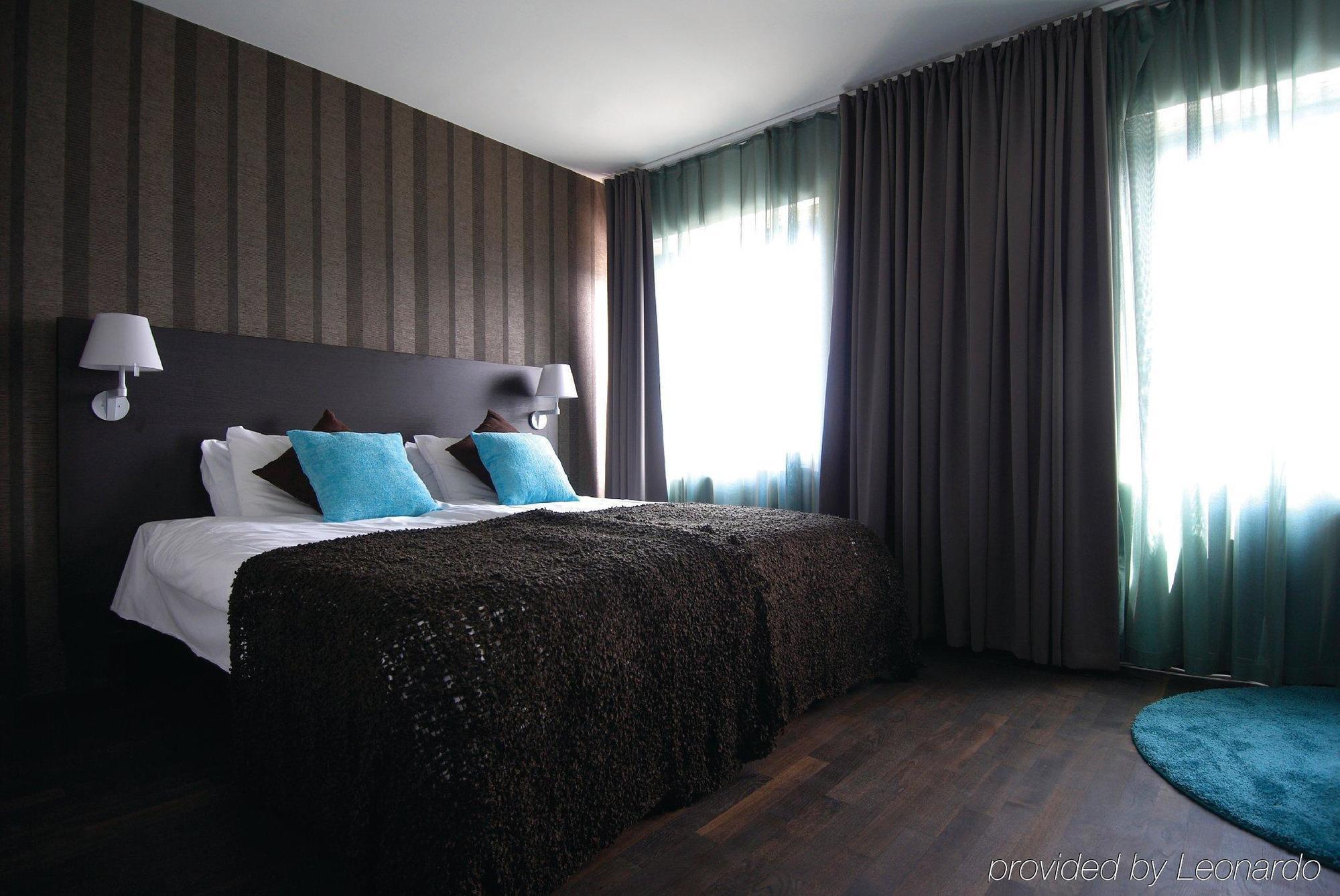 Four Monkeys Hotel Олесун Стая снимка